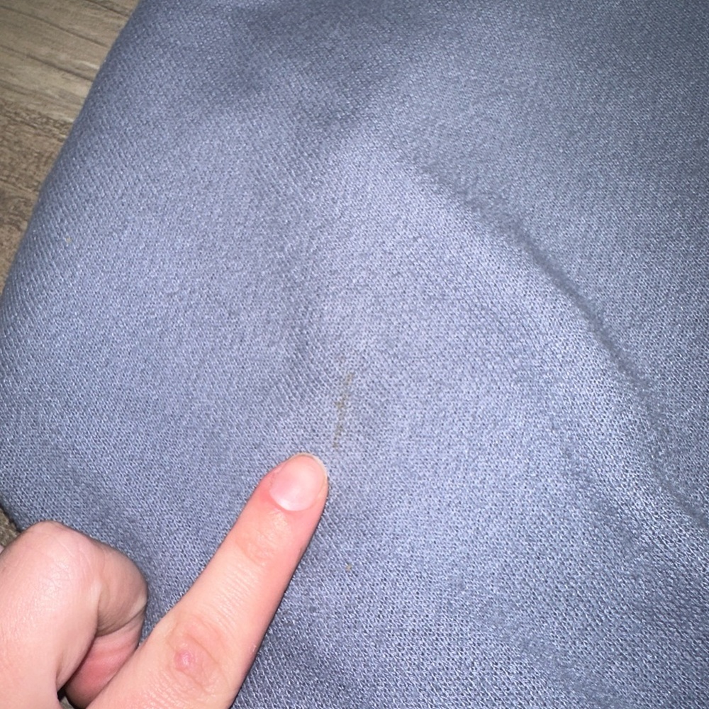 Urban Outfitters Pullover - Picture 4 of 5
